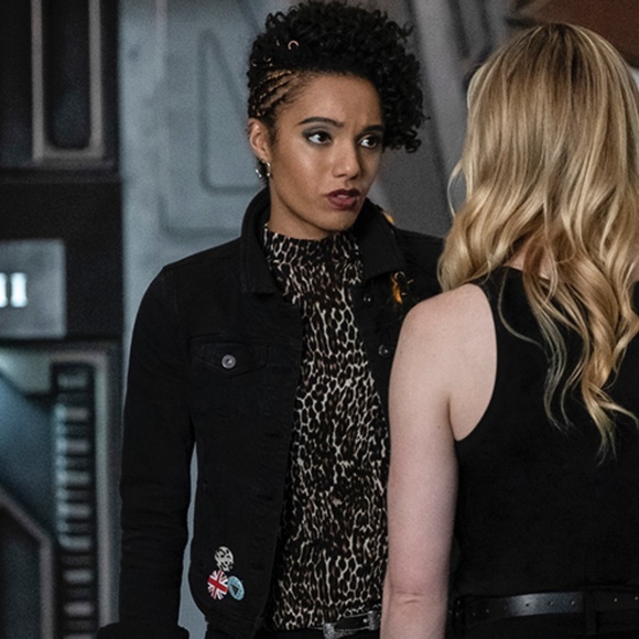 🆕 Zara Leopard Top - Picture 7 of 16